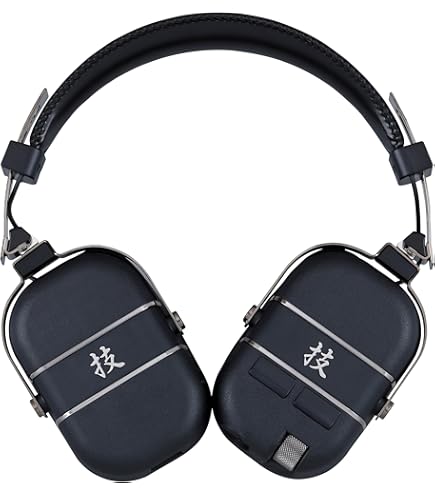 ヘッドホン BOSS WAZA-AIR Amazon.com: BOSS WAZA-AIR Bass Guitar Wireless Headphone Amplifier
